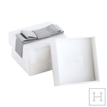 Ozdobne papierowe pudełko na biżuterię - białe ze wstążką - z gąbką, 5,0 x 4,5 cm